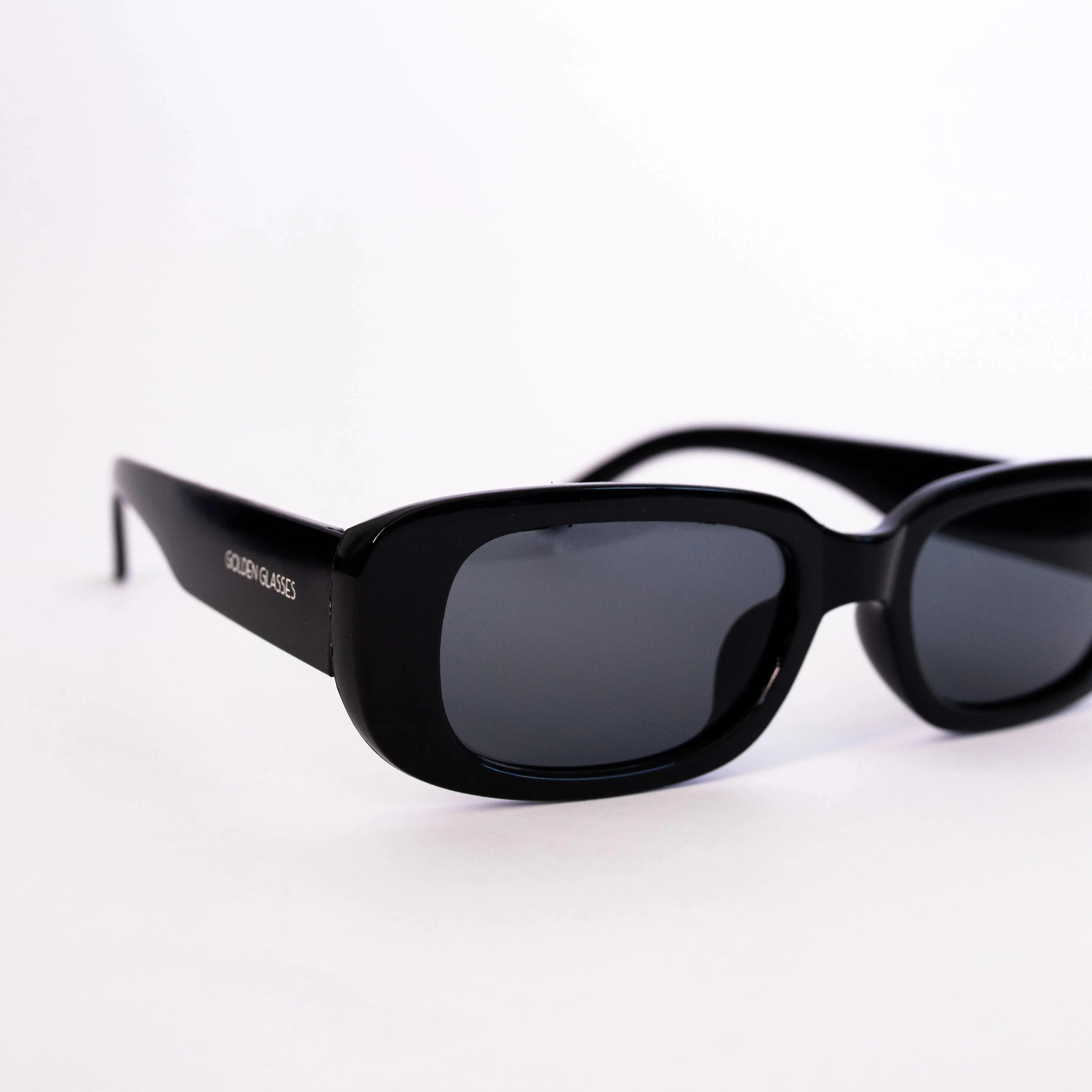 Óculos de Sol Retrô Preto - Golden Glasses