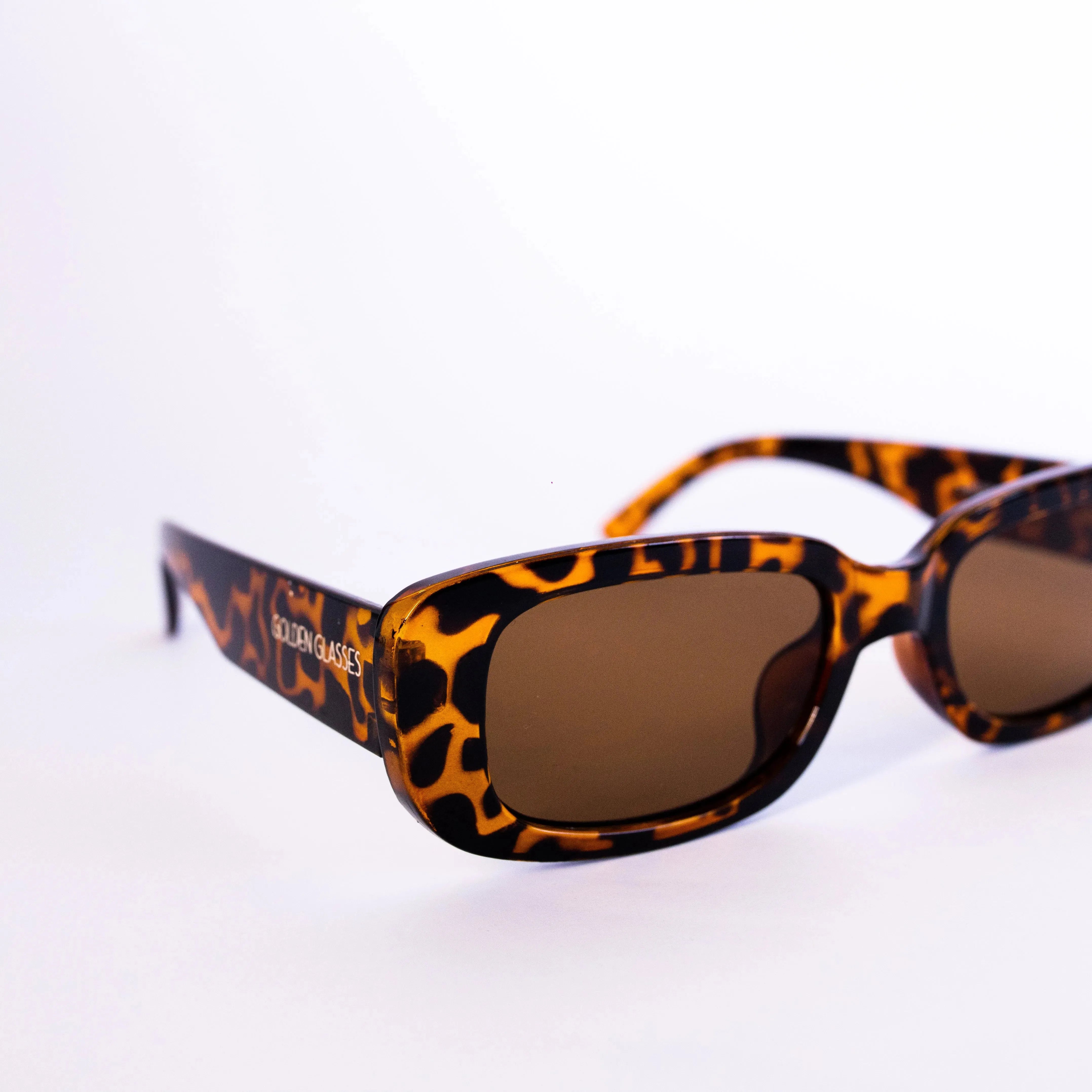 Óculos de Sol Retrô Animal Print - Golden Glasses