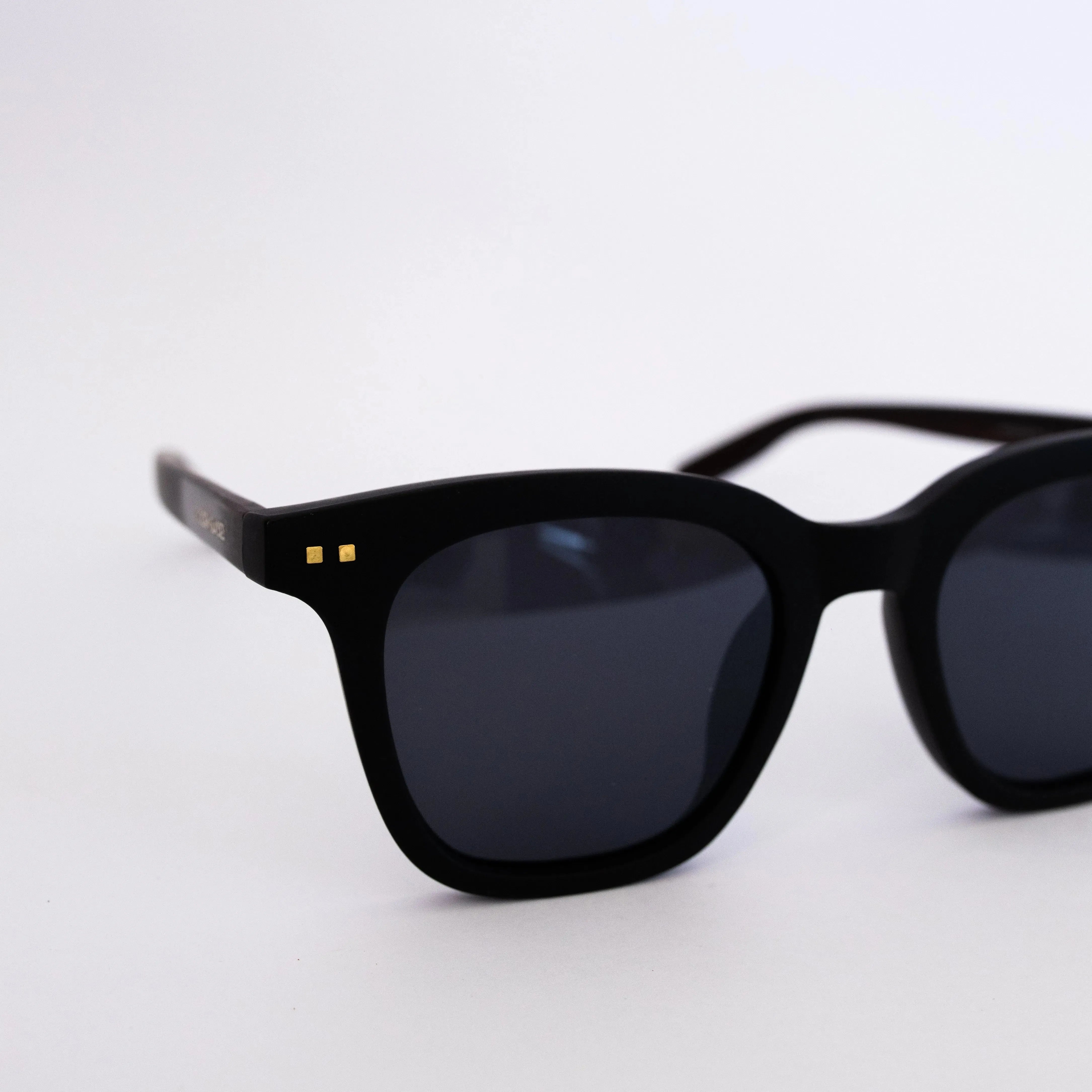 Óculos de Sol Alley Preto - Golden Glasses