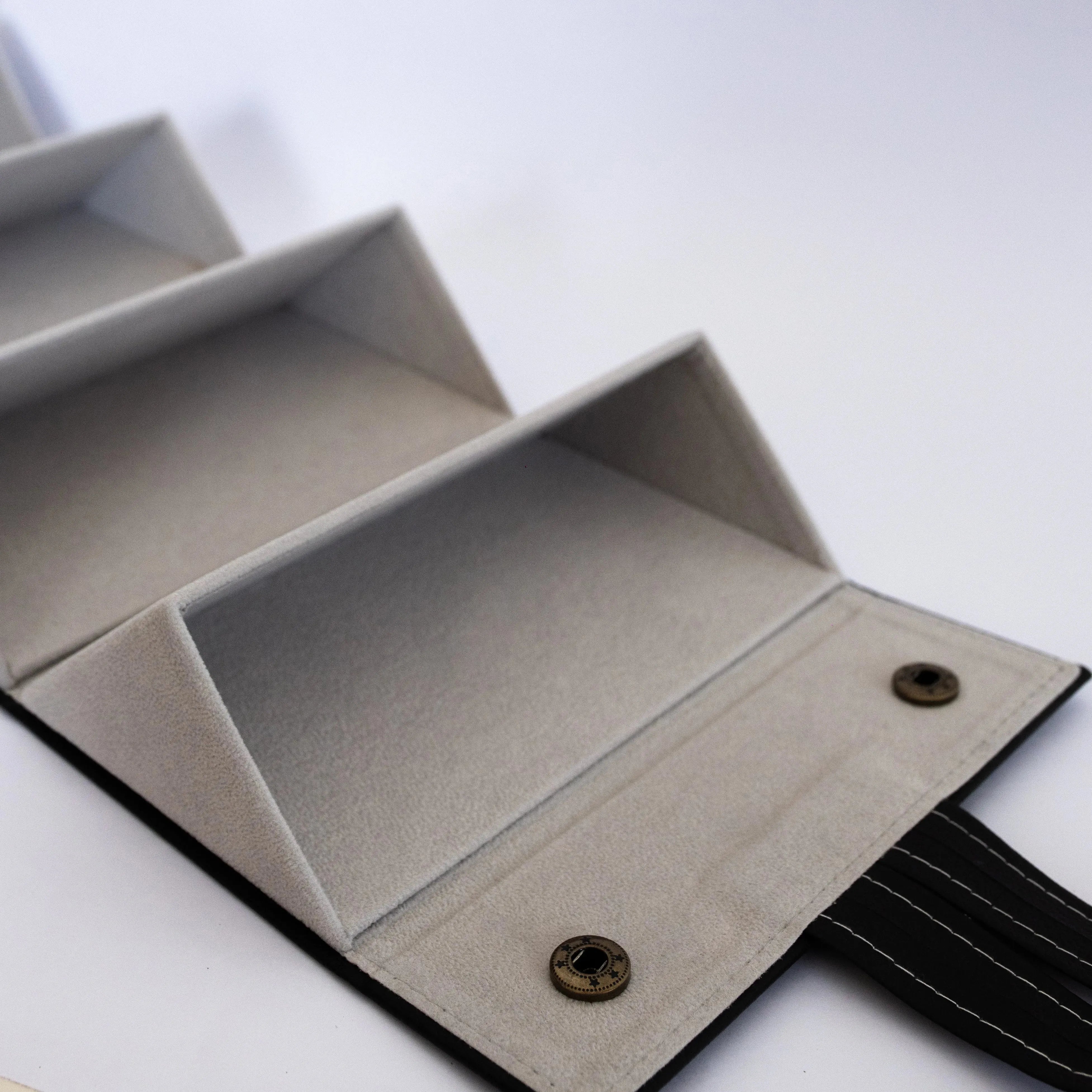 Maleta Organizadora Preta - 4 óculos - Golden Glasses