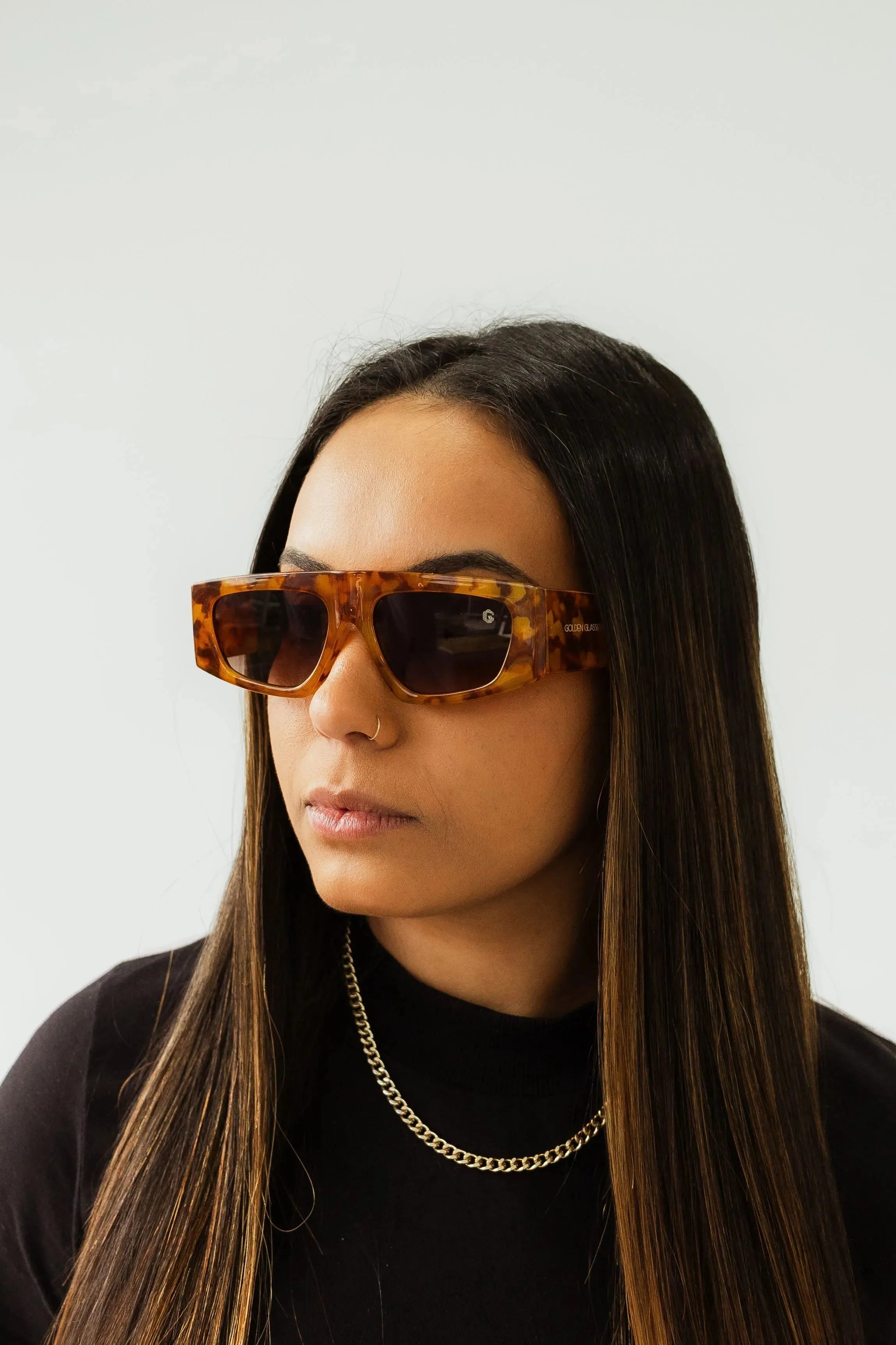 Óculos de sol Bold Tortoise - Golden Glasses