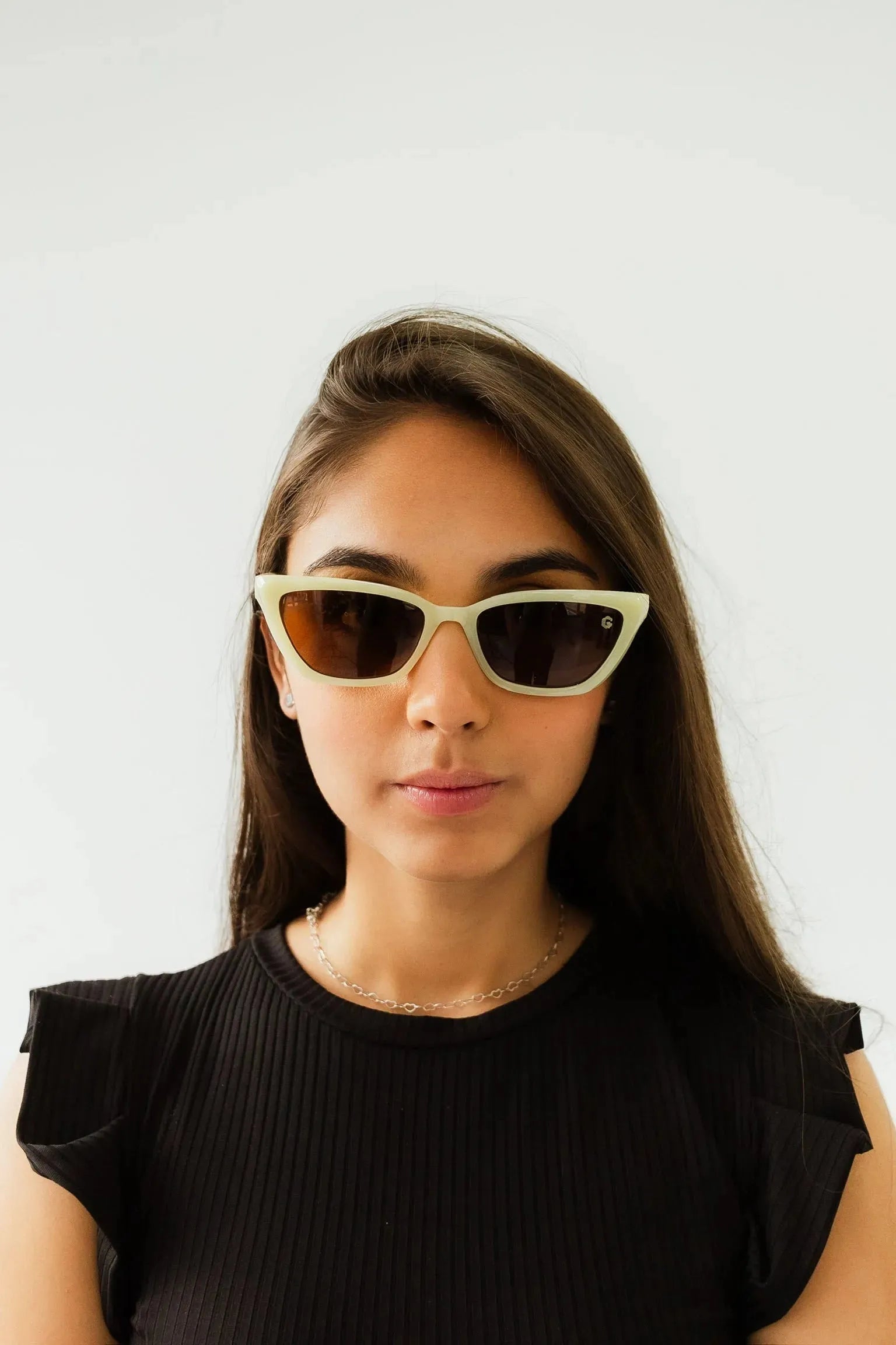 Óculos de sol Vibes Creme - Golden Glasses