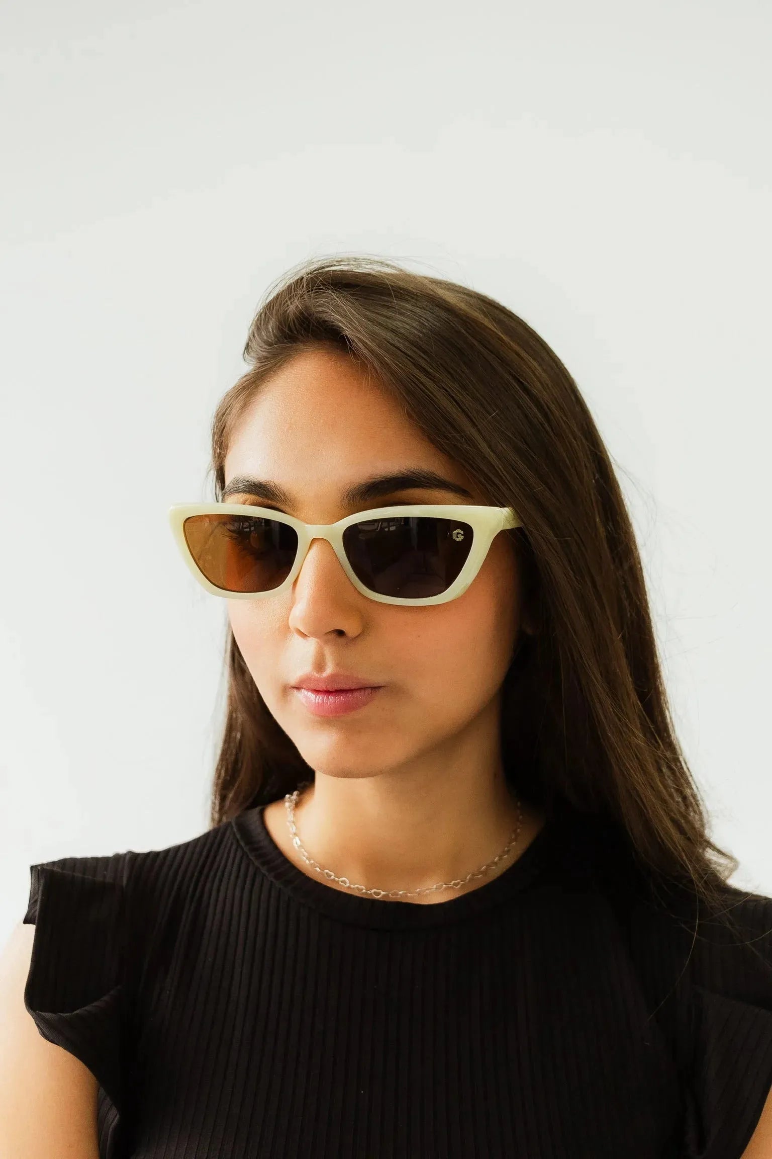 Óculos de sol Vibes Creme - Golden Glasses