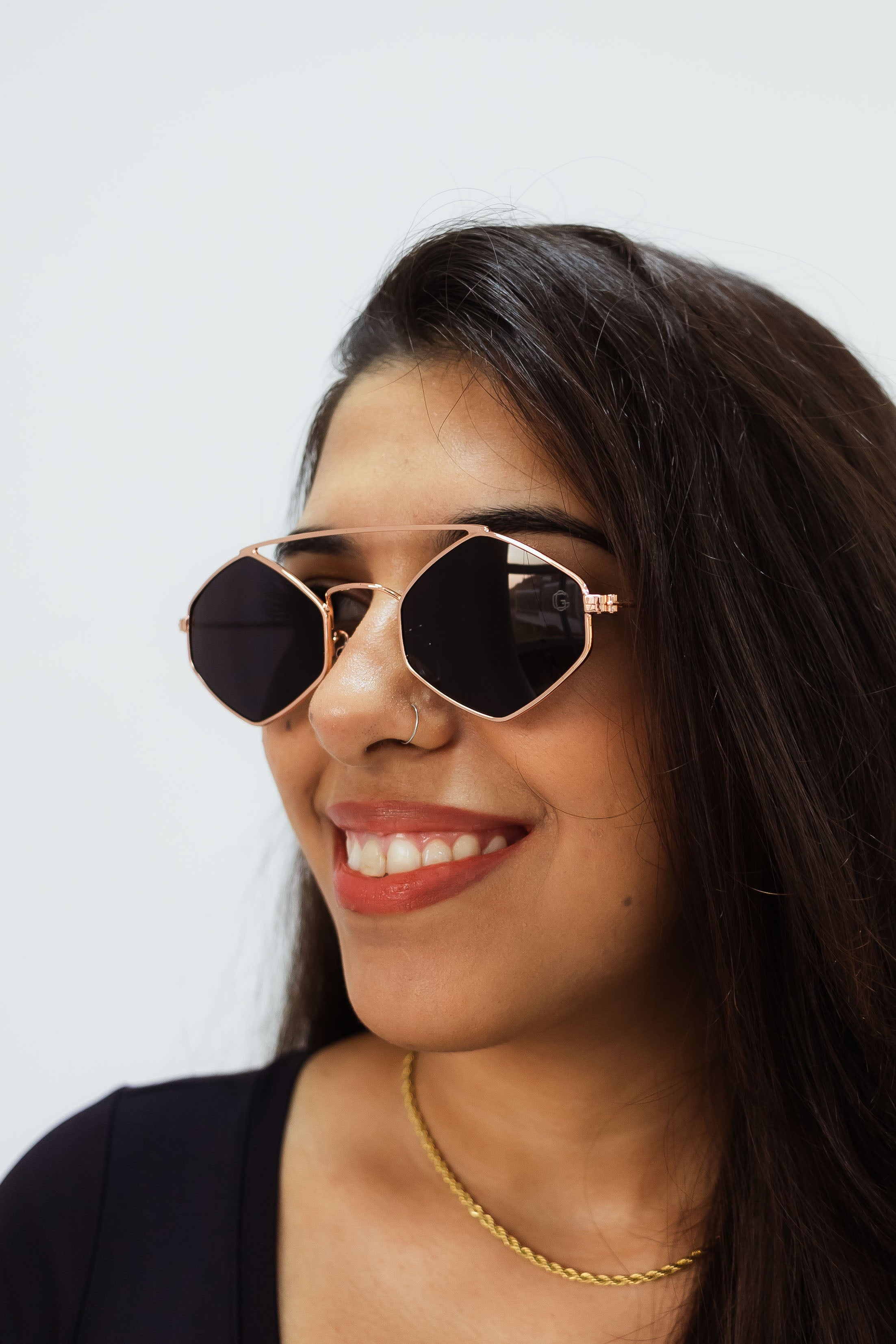 Óculos de Sol Feminino New Prisma Preto e Rosê