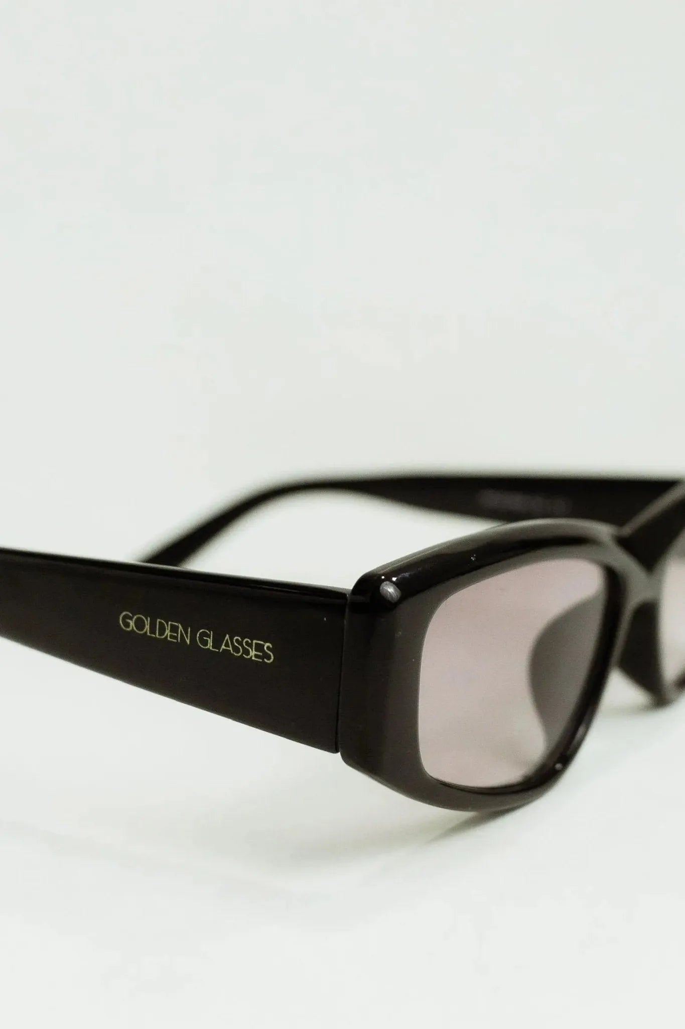 Óculos de sol Elegance Preto Cosmetic - Golden Glasses