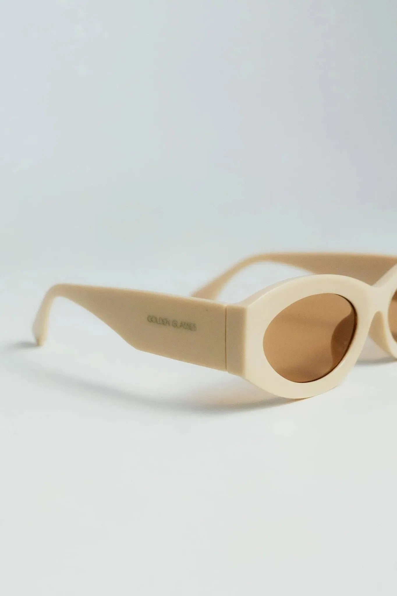 Óculos de sol Vanguard Bege - Golden Glasses