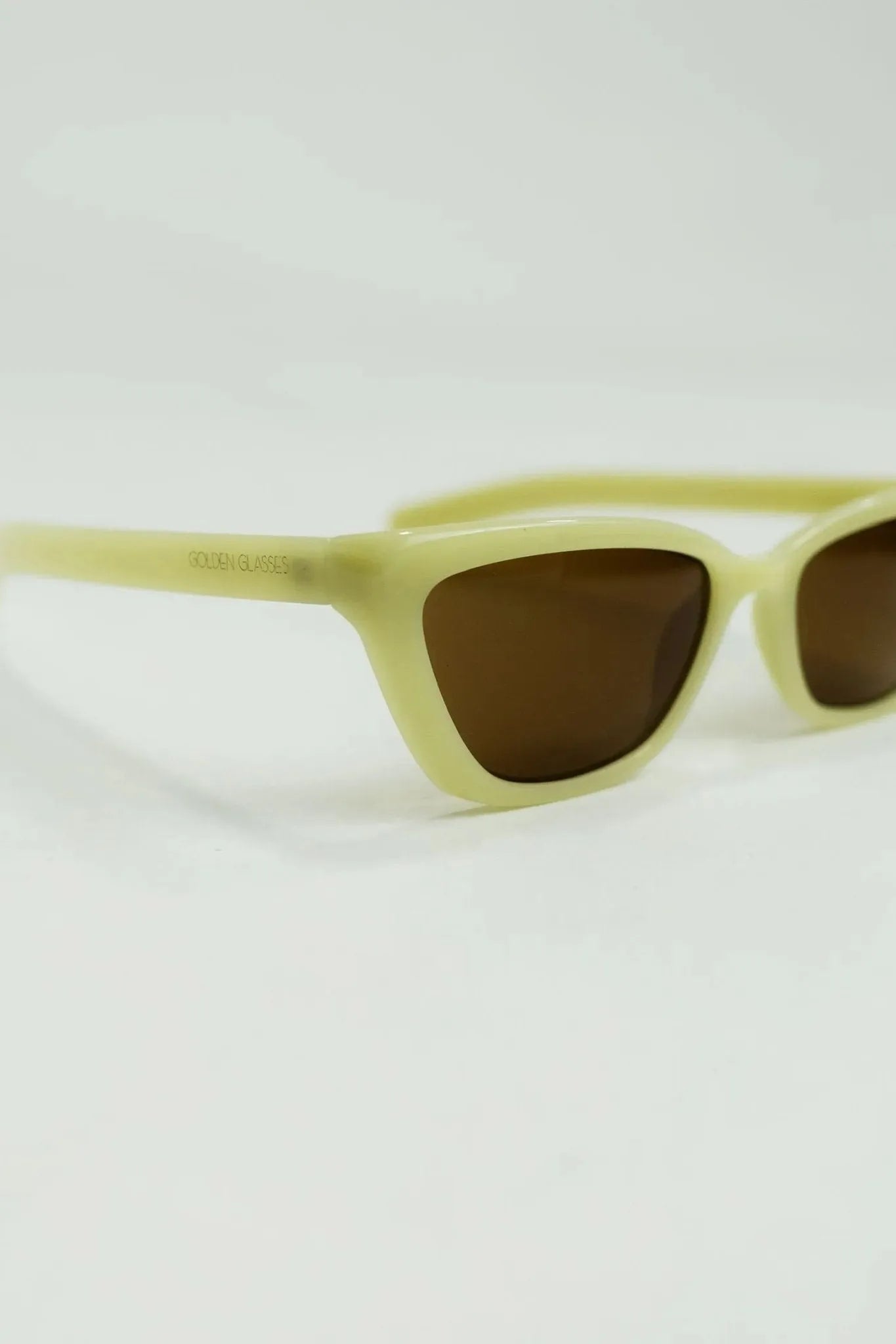 Óculos de sol Vibes Creme - Golden Glasses