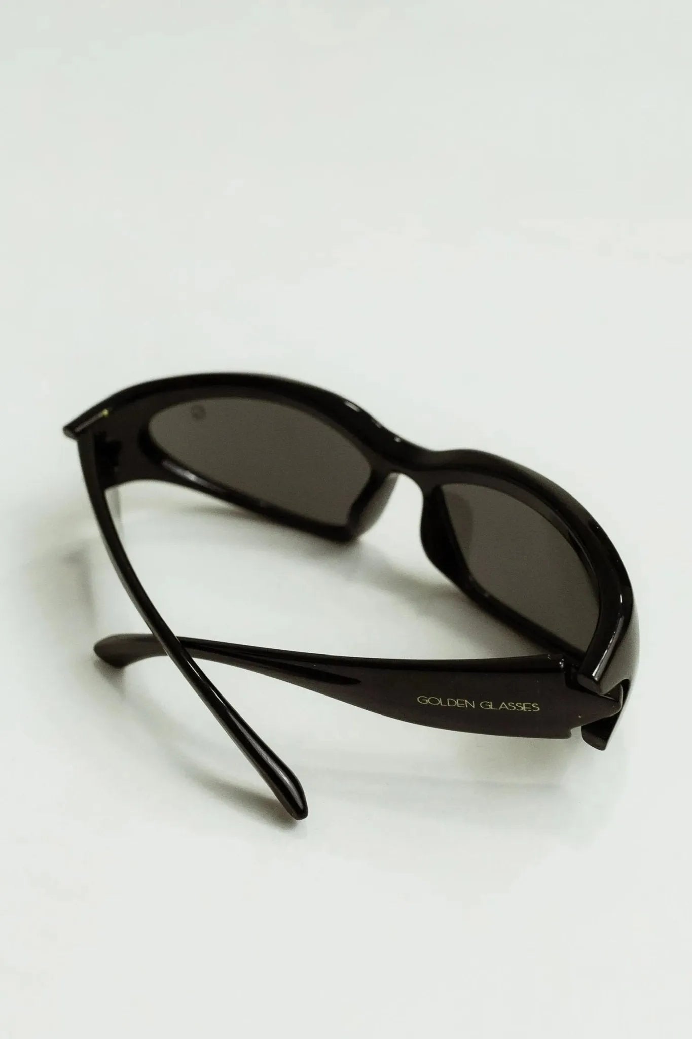 Óculos de Sol Wave Preto - Golden Glasses