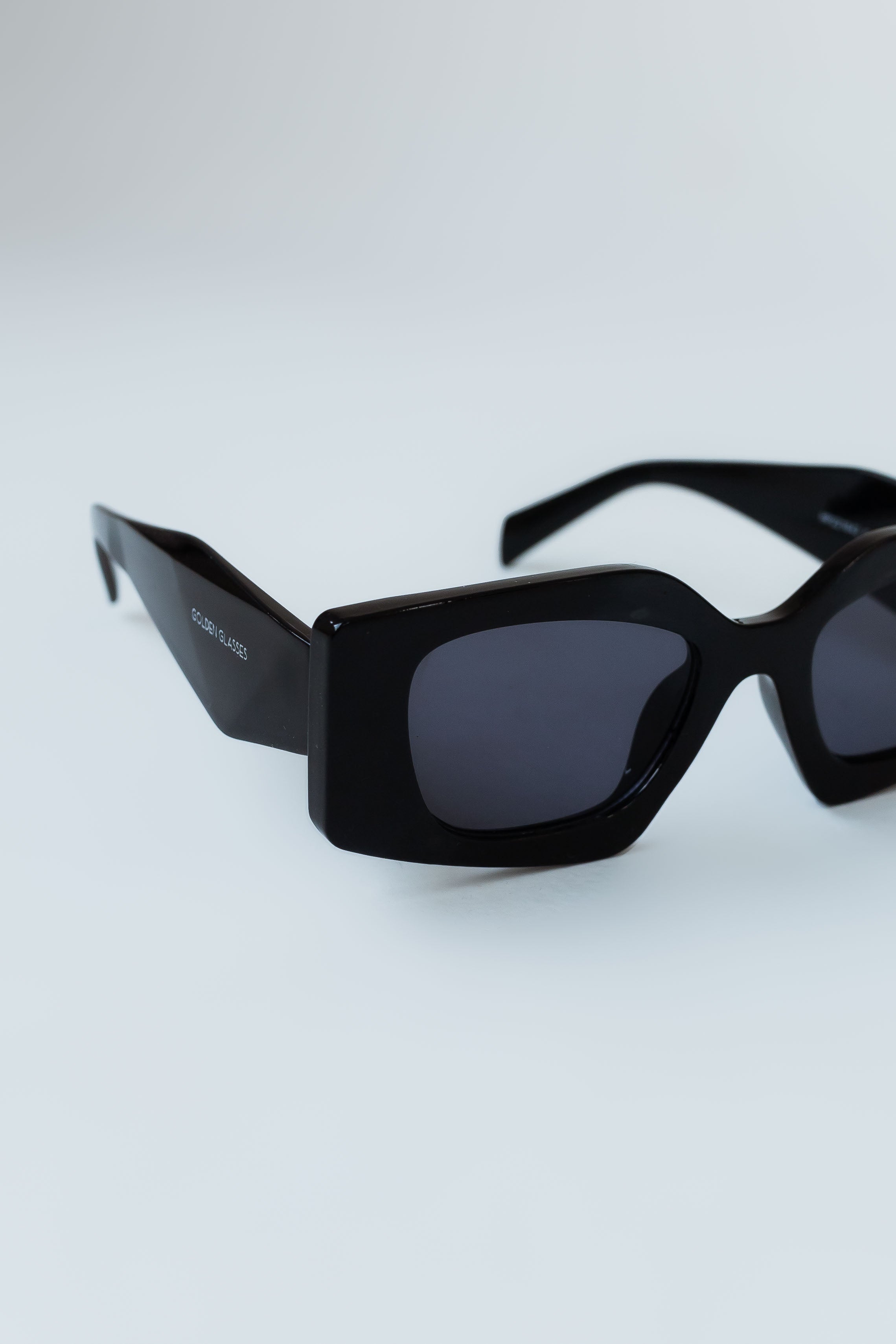 Óculos de Sol Feminino Island Preto
