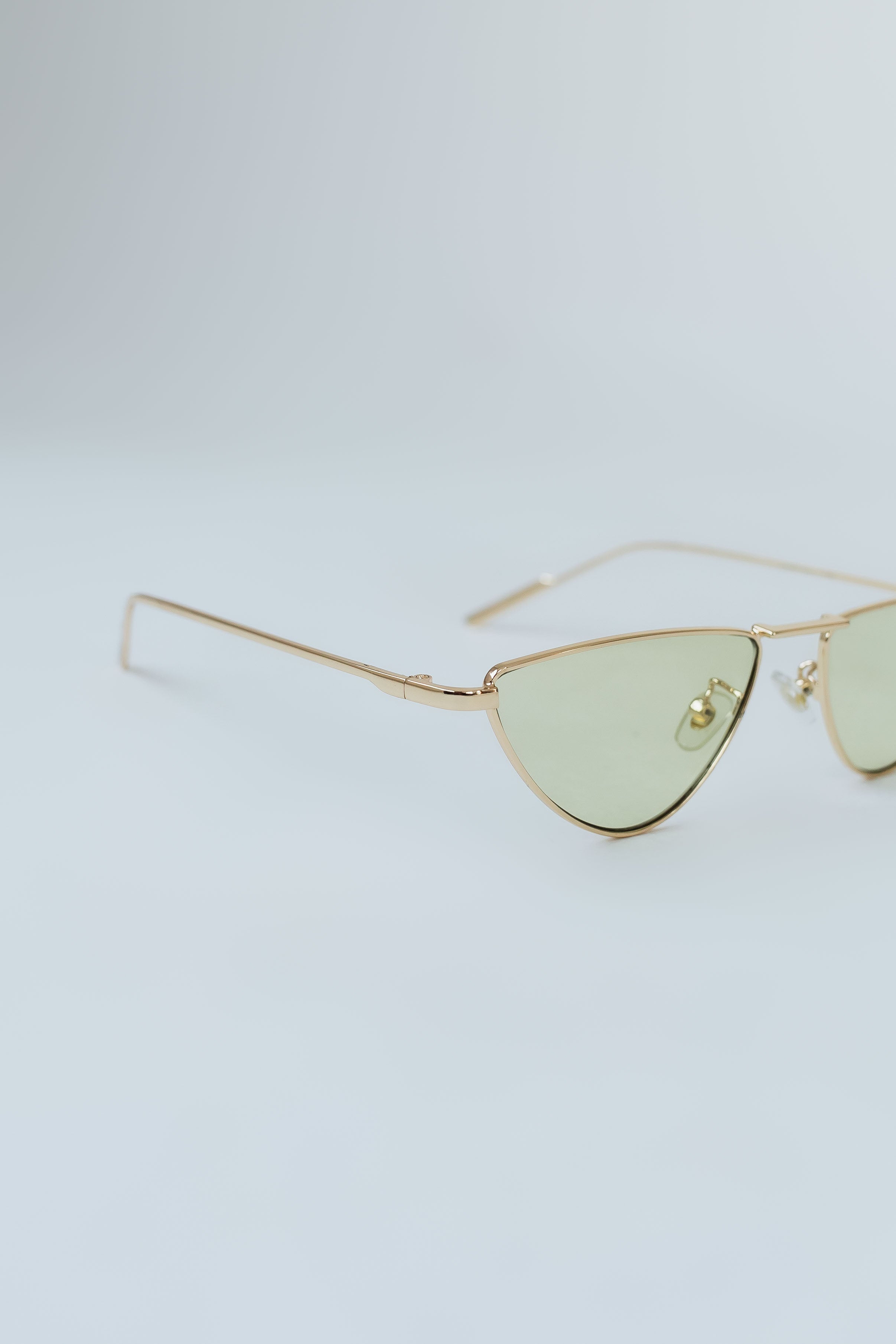 Óculos de Sol Feminino Hype Dourado