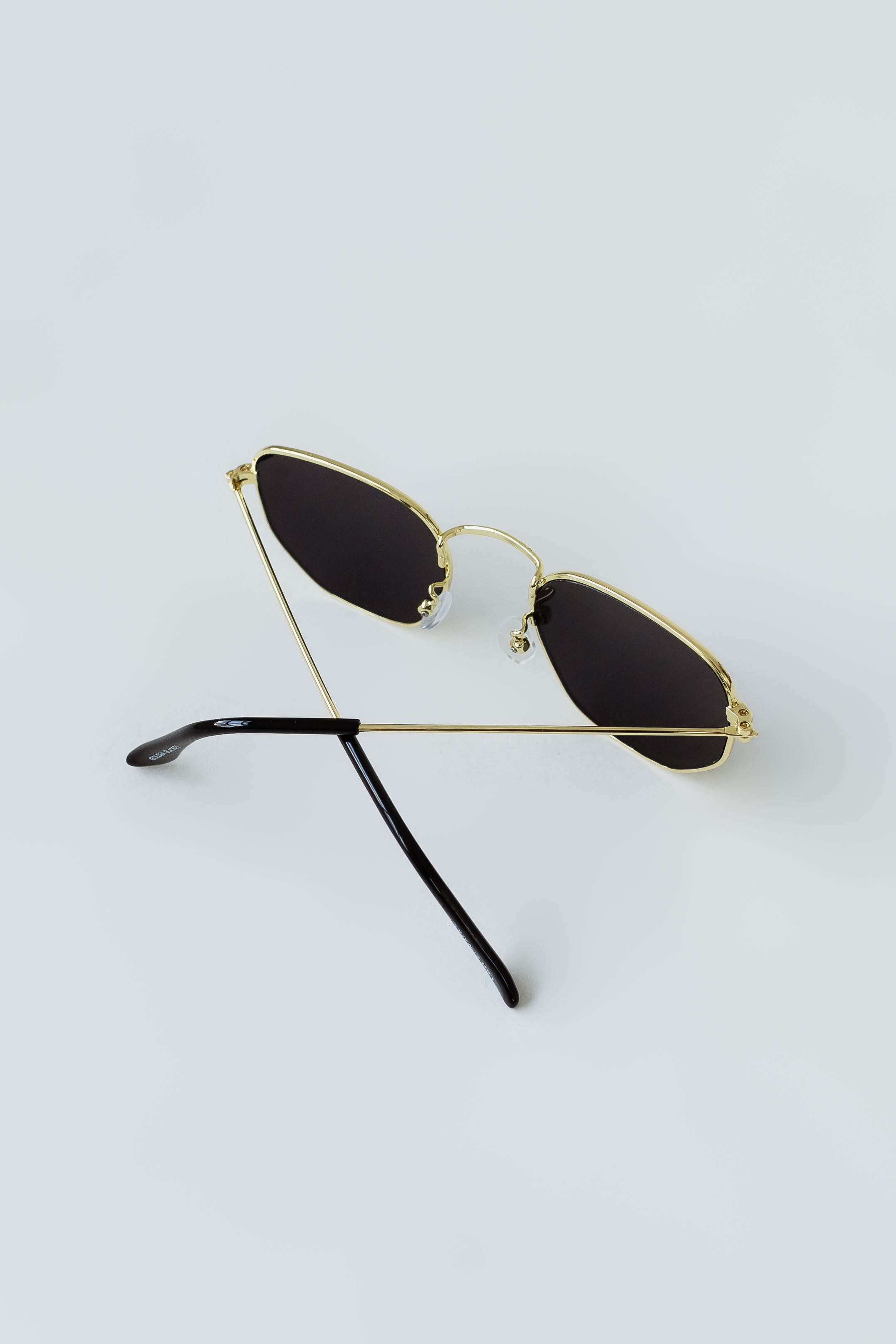 Óculos de Sol Unissex Urban Preto e Dourado