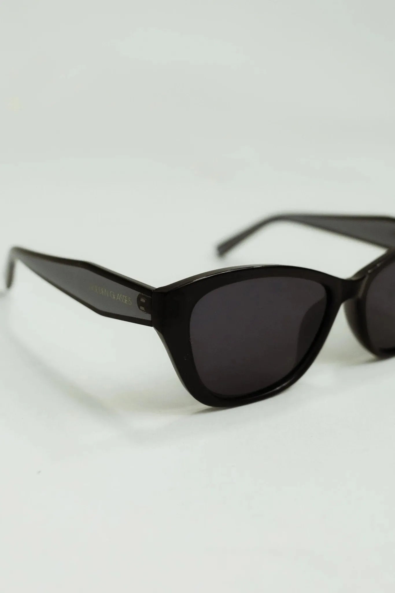Óculos de Sol Aurora Preto - Golden Glasses