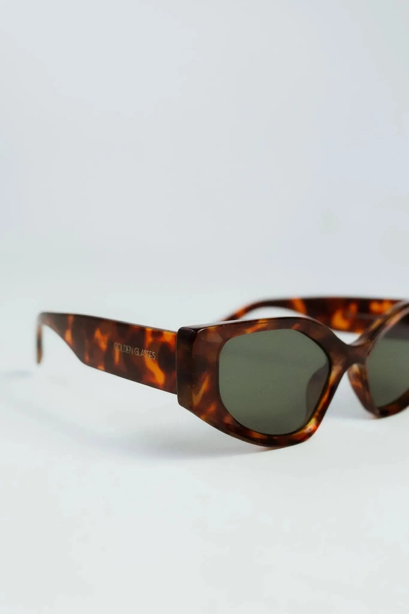 Óculos de Sol Iconic Animal Print - Golden Glasses